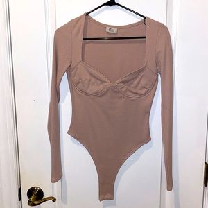 OH POLLY long sleeve top with cup detail